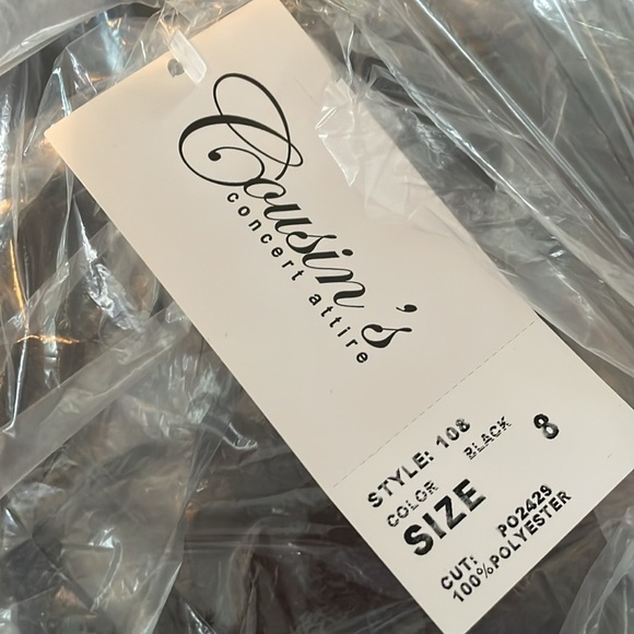 Cousin’s Concert Attire top size 8 long sleeve, full zip back, New - Picture 6 of 17